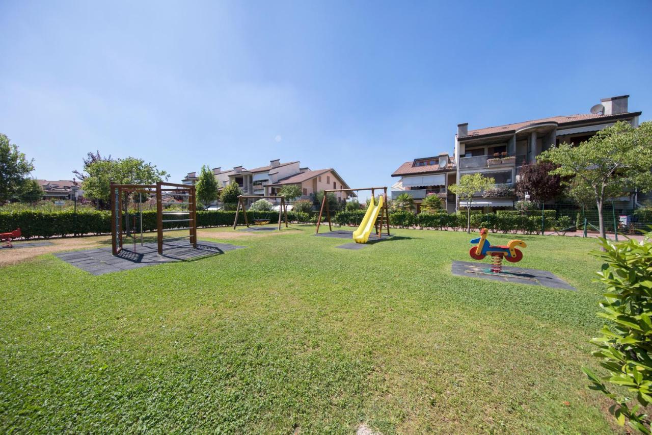 I Ciliegi 1-09 Con Piscina By Wonderful Italy Desenzano del Garda Exterior foto